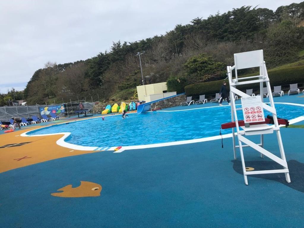 Exclusive 3 Bedroom Caravan, Sleeps 8 People At Parkdean Newquay Holiday Park, Cornwall, Uk Eksteriør bilde